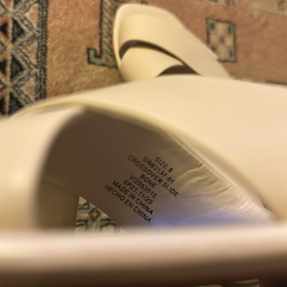 Banana Republic Crossover Slide Sandals - Picture 4 of 10